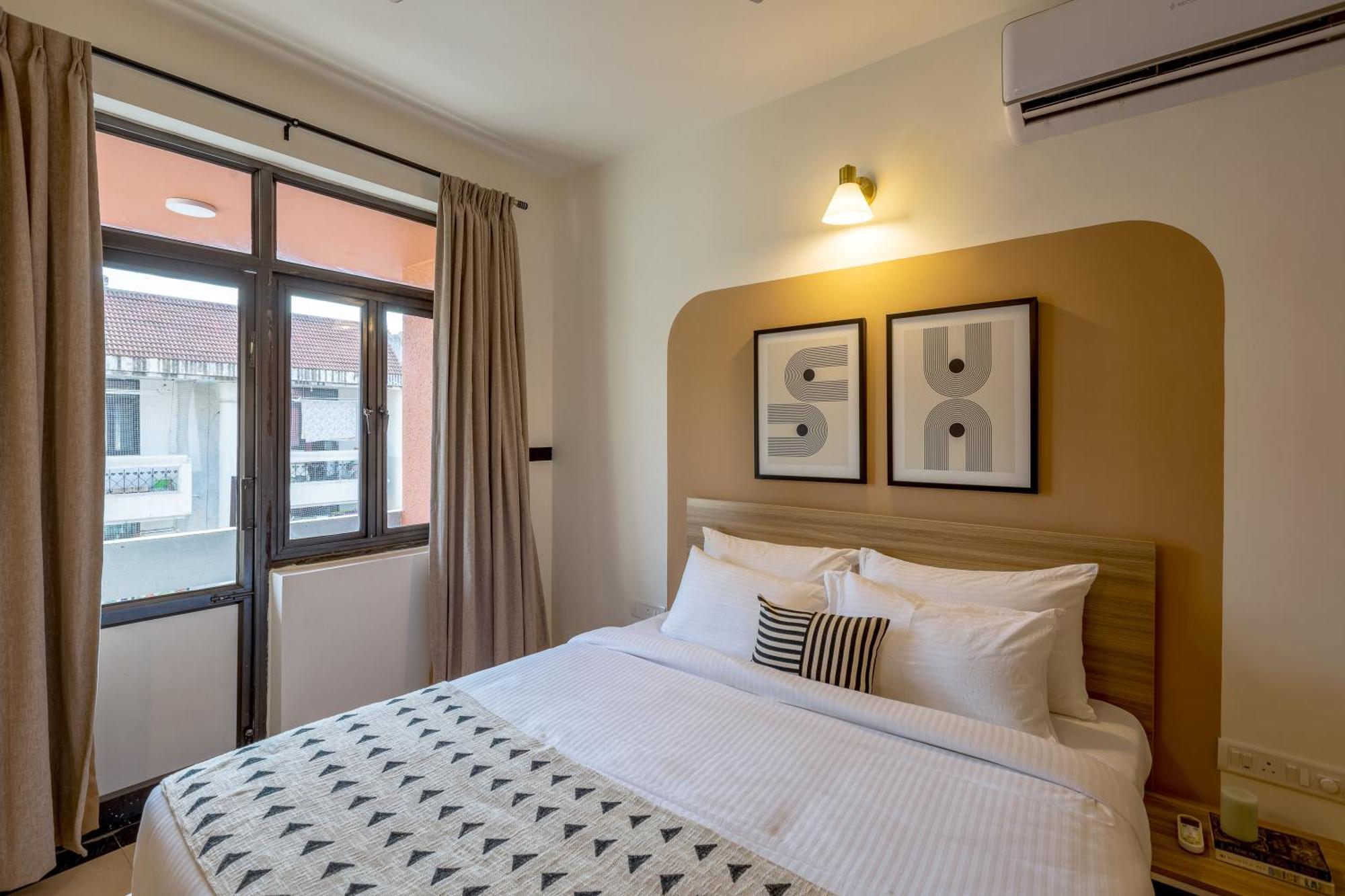 Olive Hotel Palace Road By Embassy Group Bangalore Exterior photo